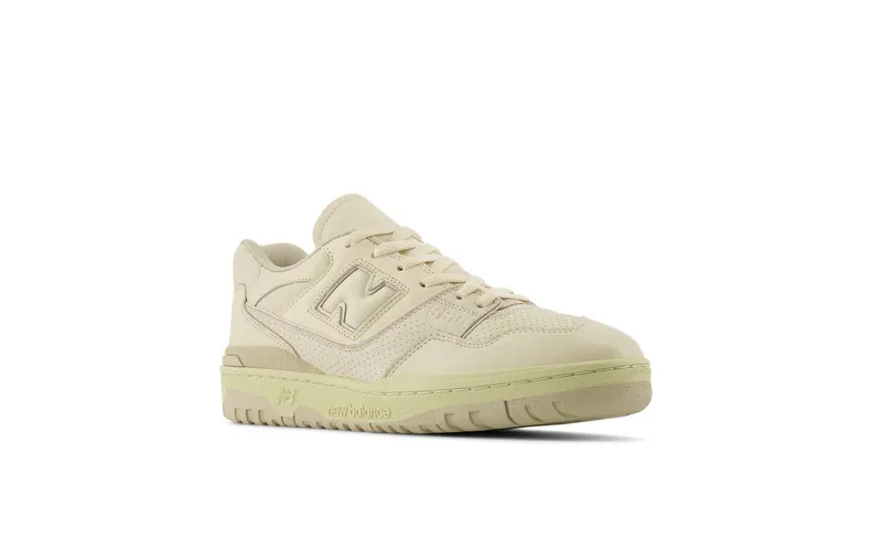 New Balance 550 AURALEE – “White / White / White” (BB550AR)