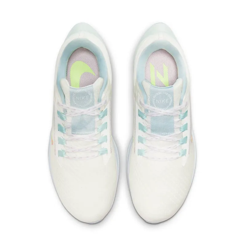 Nike Air Zoom Pegasus 38 Premiumen for Women (straat) White (DH6507-111)