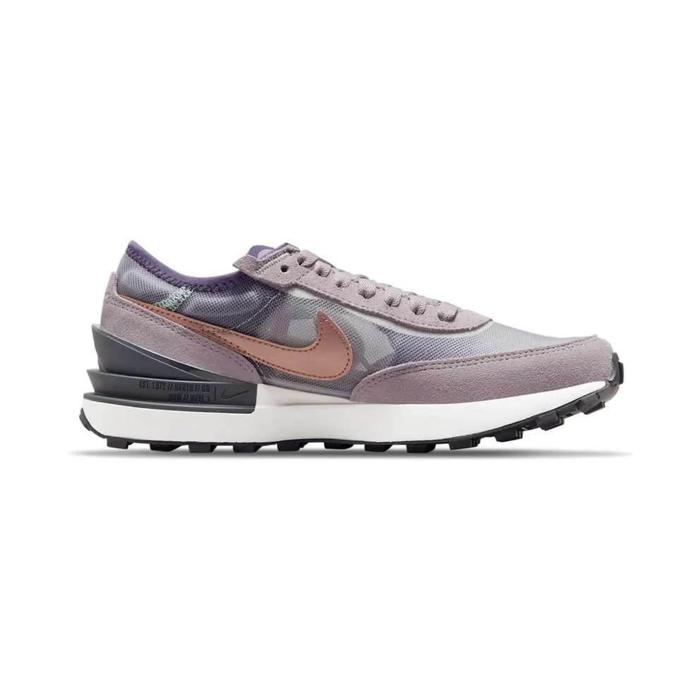 Nike Waffle One Older Kids’ White (DC0481-102)