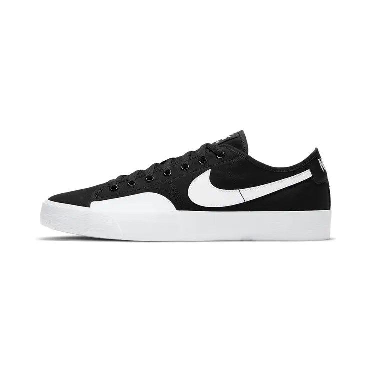 Nike SB BLZR Court “Black/Black/Gum Light Brown/White” (CV1658-002)