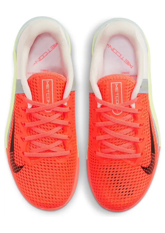nike-metcon AT3160-800