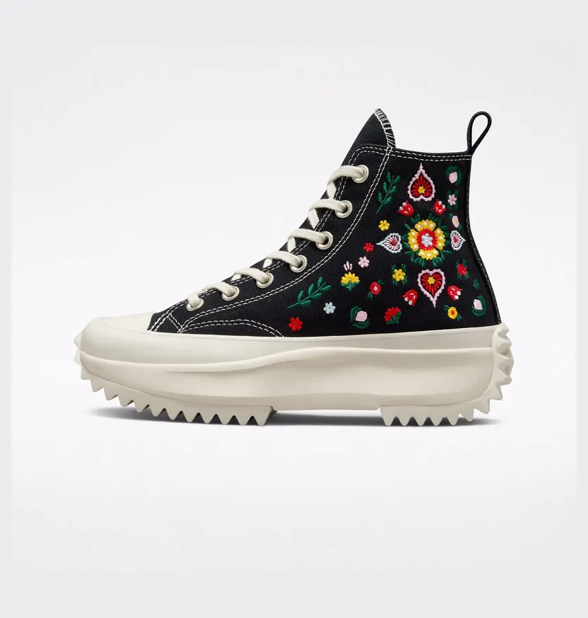 Converse Run Star Hike Platform Floral Embroidery Black/egret/midnight Clover (A02192C)