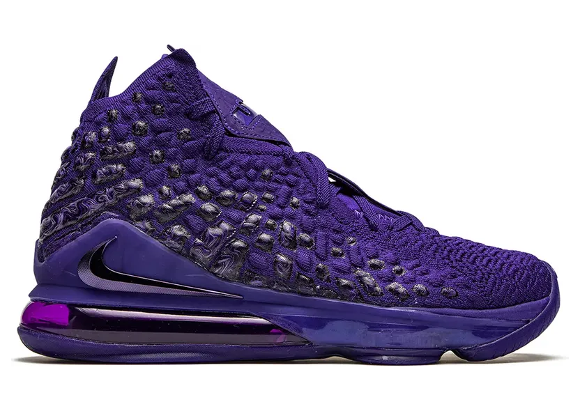 Nike ‘LeBron 17’ High-Top-Sneakers – Violett (BQ3177)