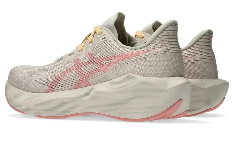 ASICS Novablast 6 Free People Movement Women’s (1012C126-200)