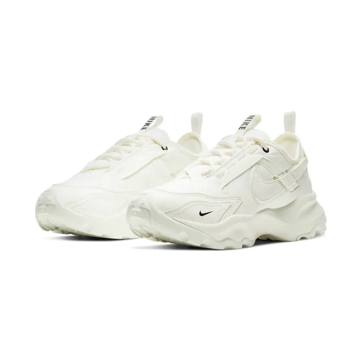 nike-tc-7900 DD9682-100