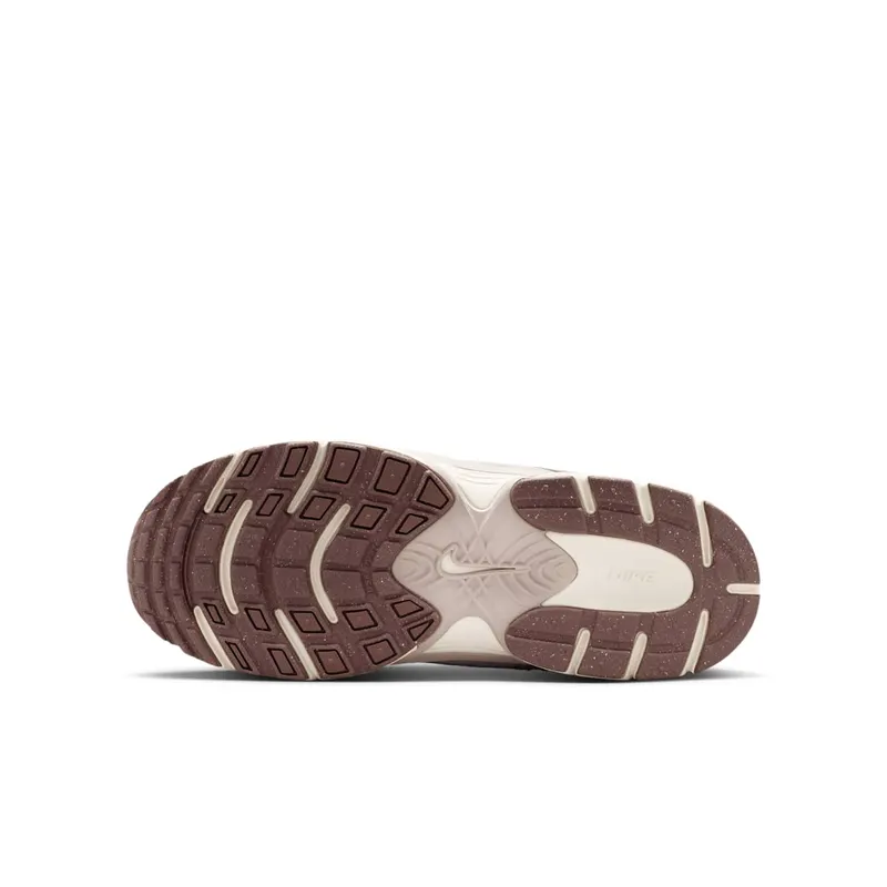 Nike V5 RNR Bruin (HQ6411-201)