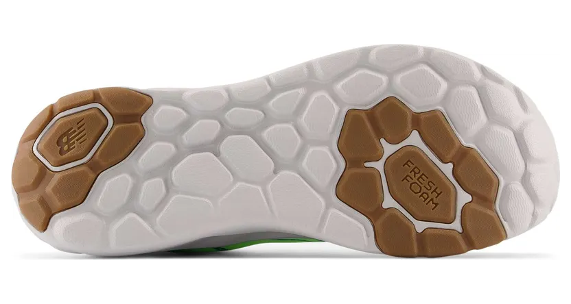 new-balance-sneaker MROAVRN2