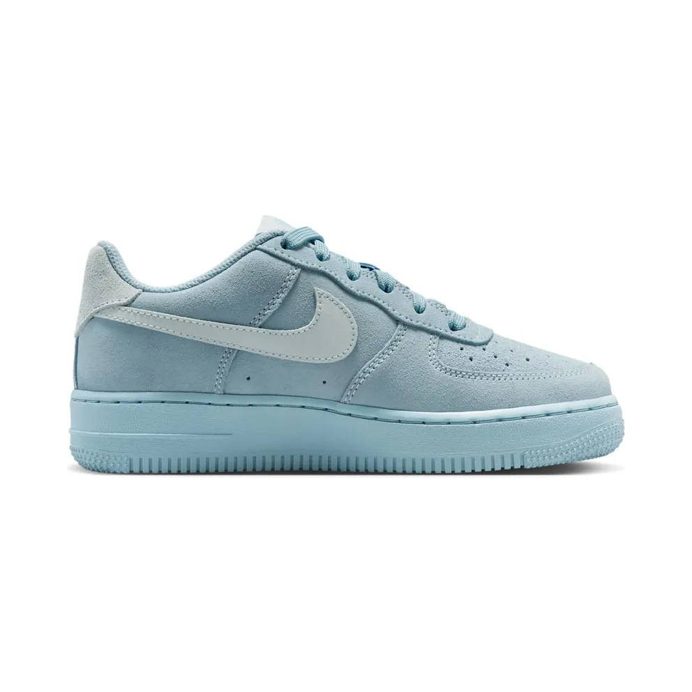 Nike Air Force 1 Low LV8 GS “Light Armory Blue Platinum” (IB5688-400)