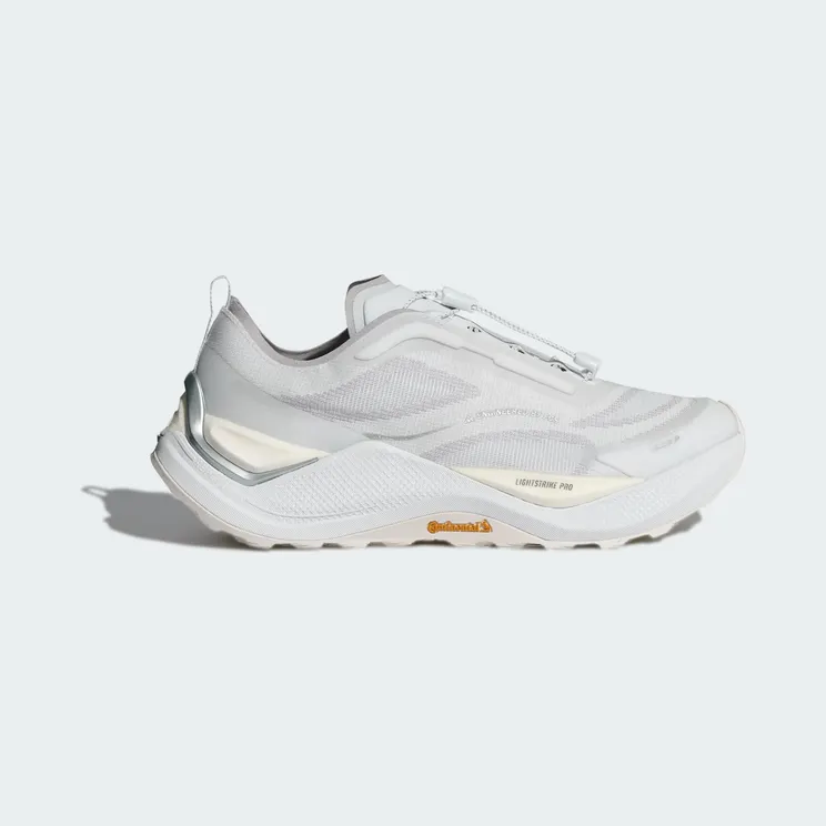 adidas Holo Peak “Cloud White / Grey Two / Silver Metallic” (KI1521)