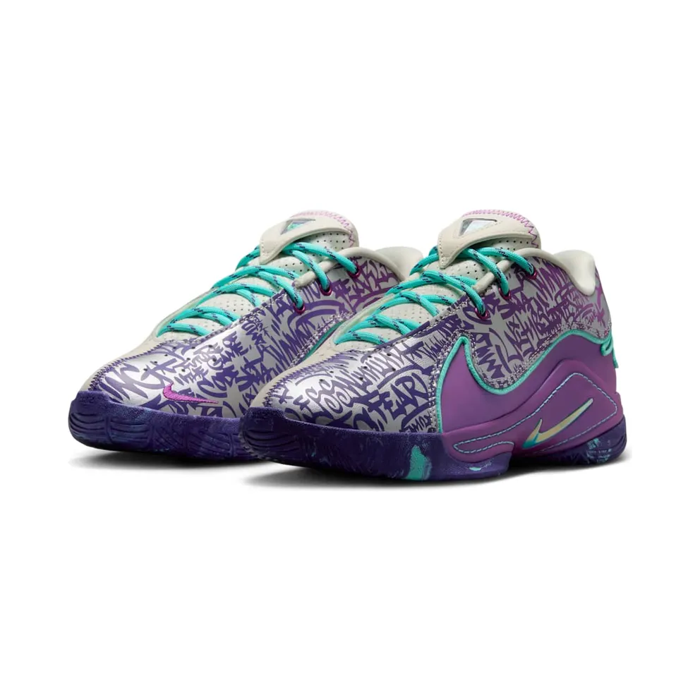 Nike LeBron 22 Frozen Grapes (IF8254-001)