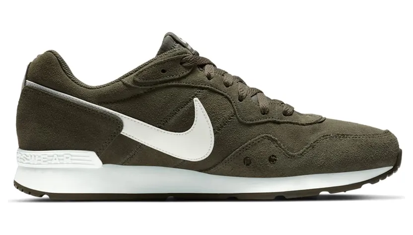 nike-venture-runner CQ4557-300