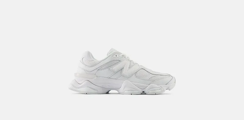 New Balance 9060 Triple White (U9060NRJ)