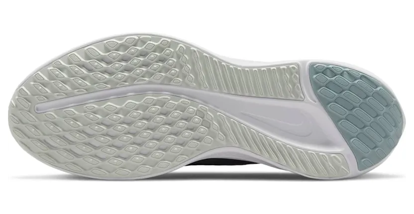 nike-quest-5 DD0204-002