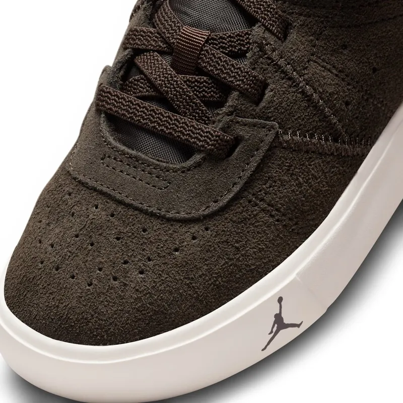 Jordan Series ES ALT Dark Chocolate University Red White Sail (DR6443-206)
