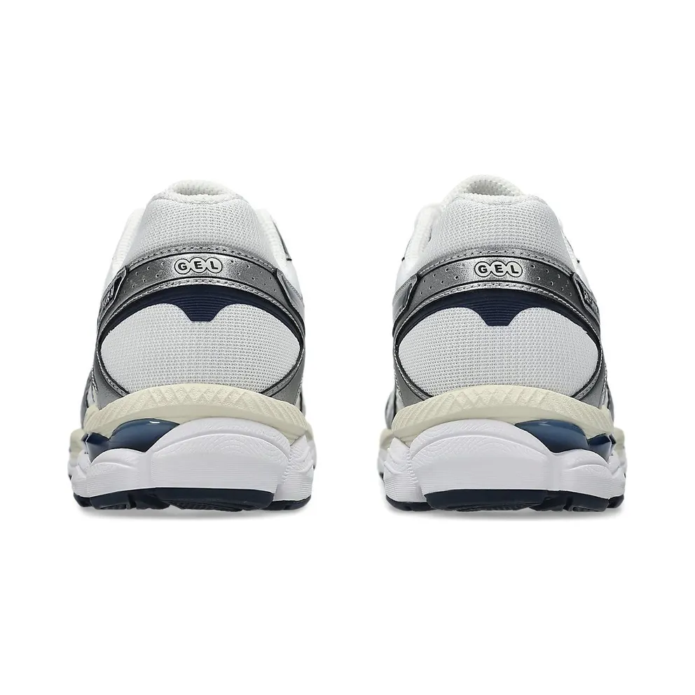 ASICS GEL-CUMULUS 16 “White / Midnight” (1203A733-103)