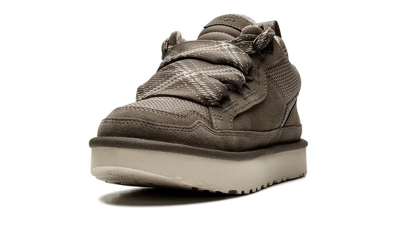 Ugg Lowmel “Smoke Plume” (1144032-SKP)
