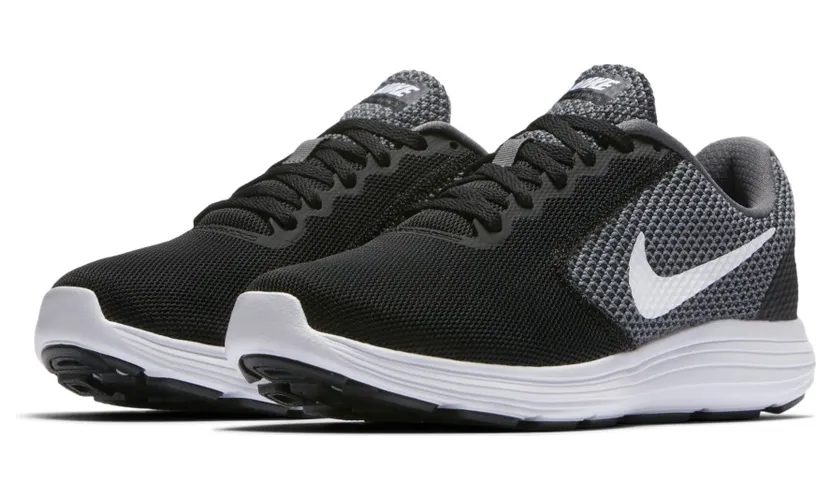 Nike Revolution 3 Black (W)
