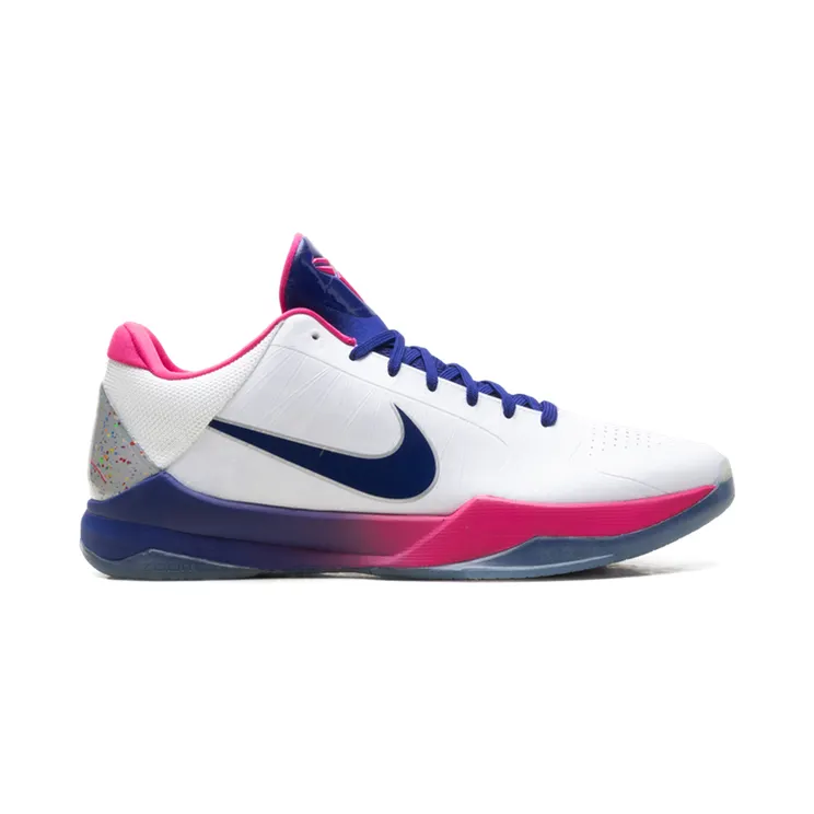 nike-kobe CW2210-100