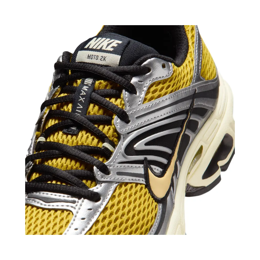 Nike Air Max Moto 2K Saffron Quartz Metallic Silver (HQ2056-300)