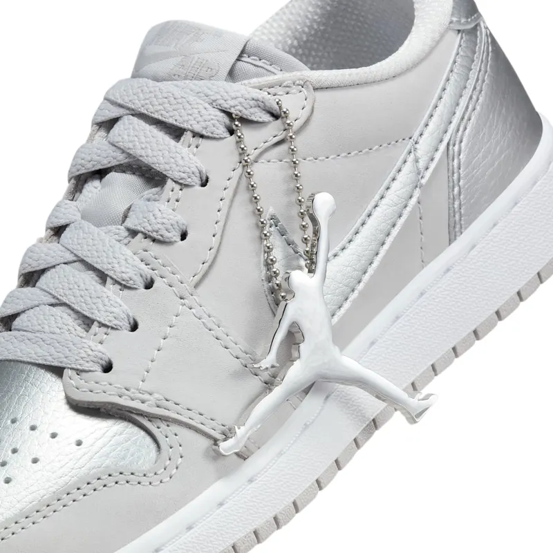 air-jordan-1 CZ0858-002