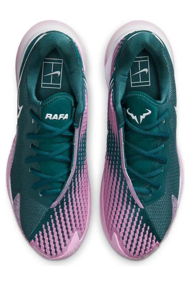 nikecourt CD0424-300