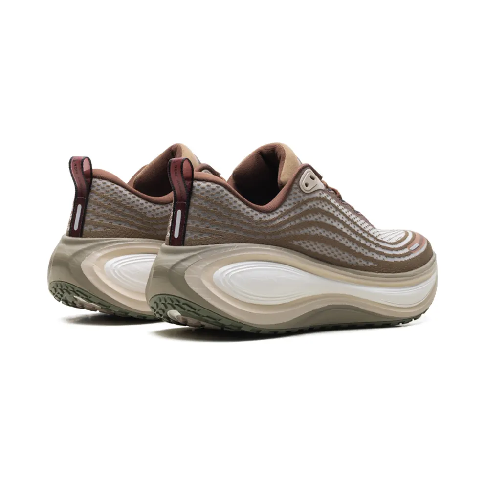 Nike Vomero Plus “Off Noir Pecan Phantom” (IO4482-001)