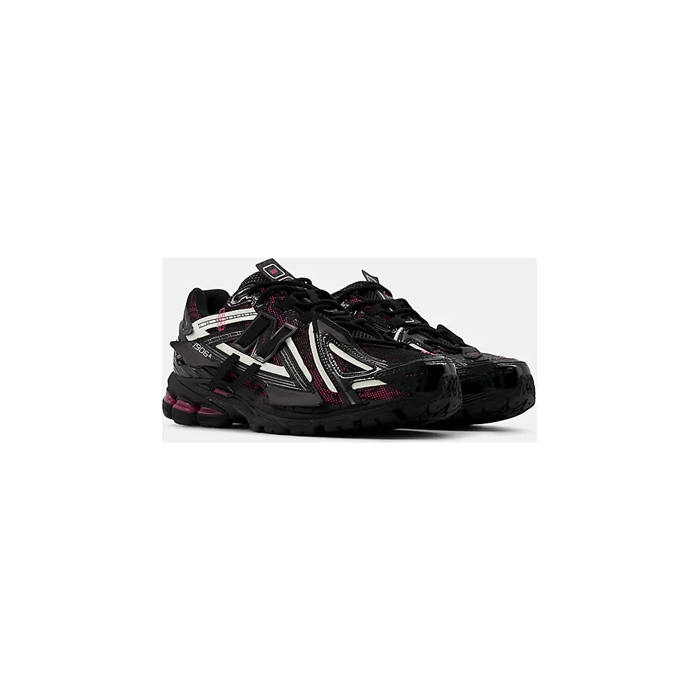 New Balance 1906A “Black Drogon Berry” (U1906AD)