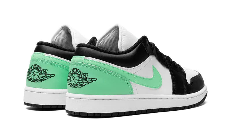 Air Jordan 1 Mid “GREEN GLOW” (553558-131)