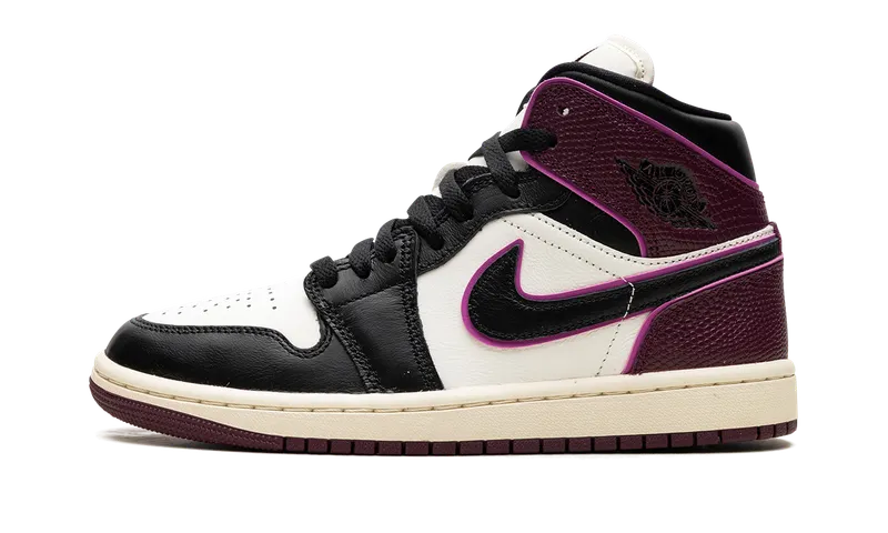 Air Jordan 1 “Bordeaux” (FQ7818-101)