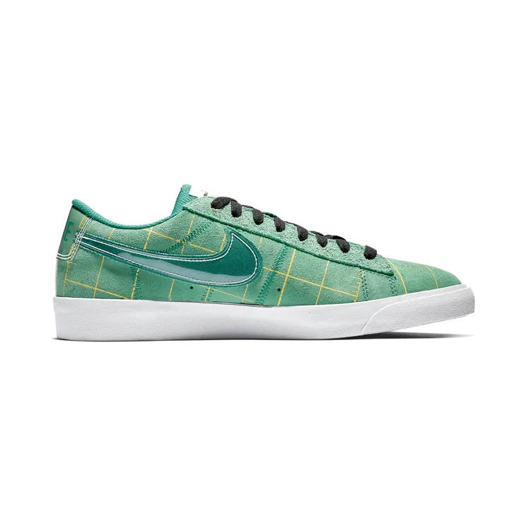 nike-blazer AT4610-300