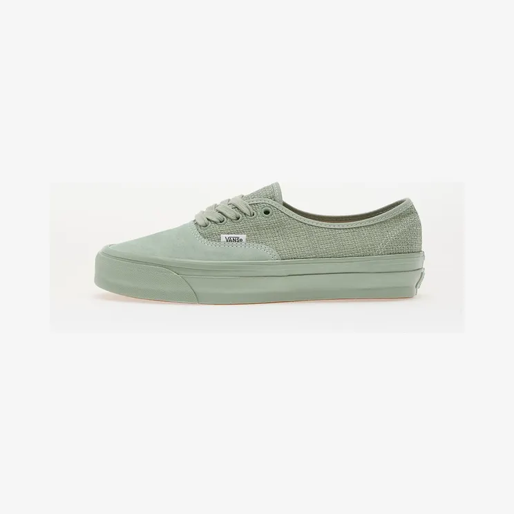 Vans Authentic No / Color / Found