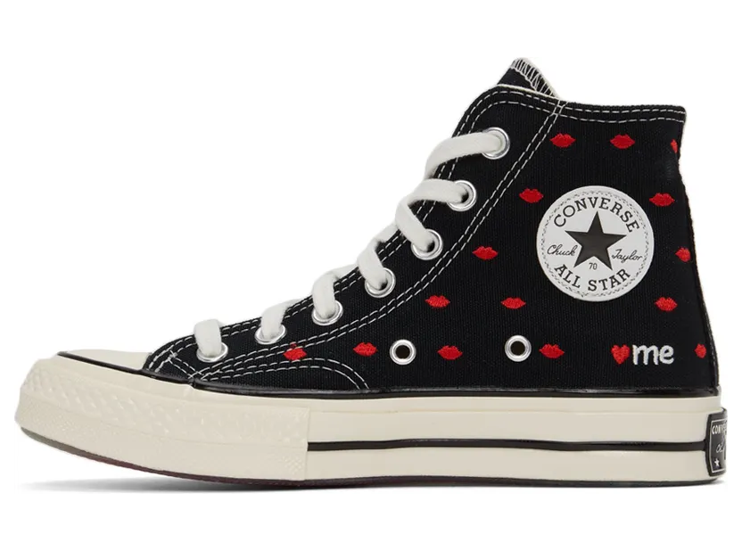 converse-chuck-taylor-all-star A01600C