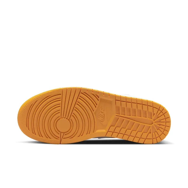 Jordan 1 Low Taxi (553558-701)