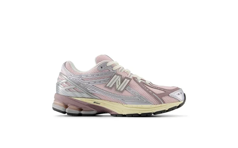 New Balance 1906R “Rose Sugar Silver” (U1906RNF)