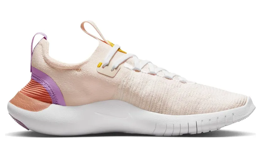 nike-free DX6482-800