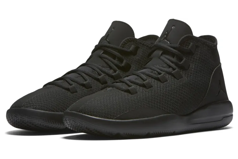 Jordan Reveal Triple Black (834064-020)