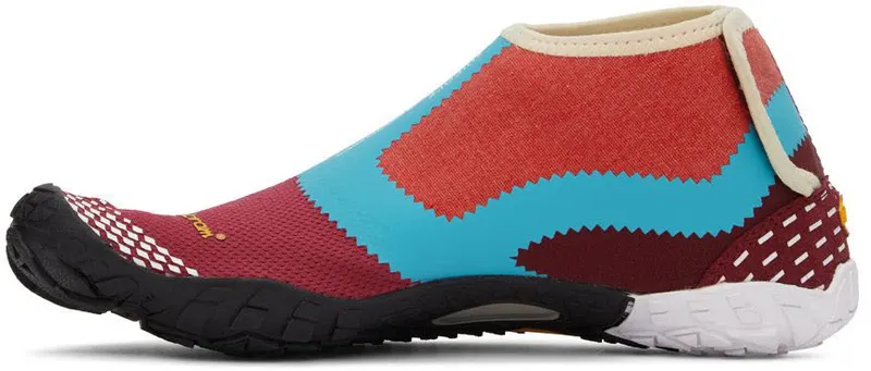 Suicoke Red & Blue NIN-LO FiveFingers (S21MLC3)
