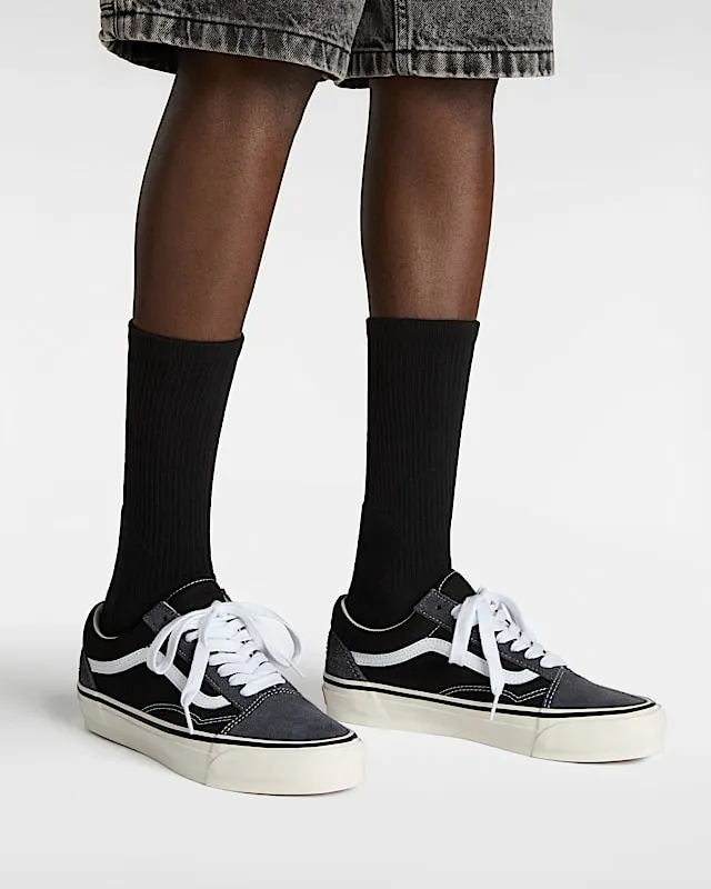 Vans Premium Old Skool “Suede Grey / Black” (VN000D56239)