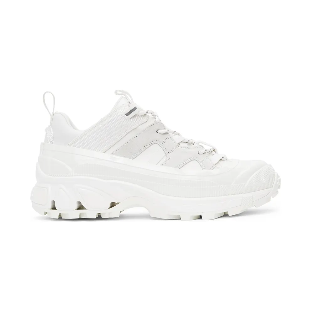 Burberry Off-White Arthur Sneakers (8020347)