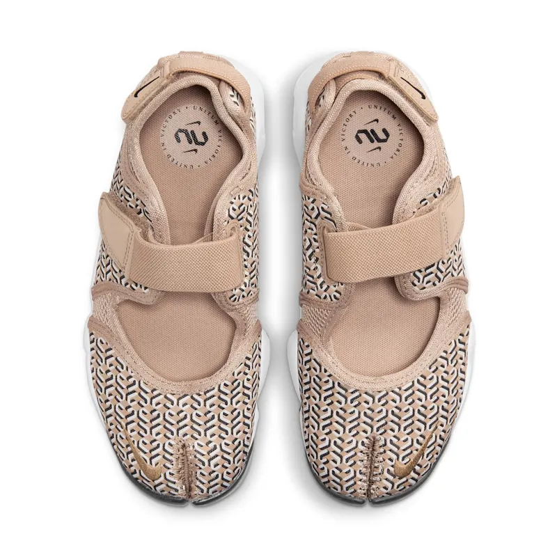 Nike Air Rift United in Victory Hemp (FB2366-200)