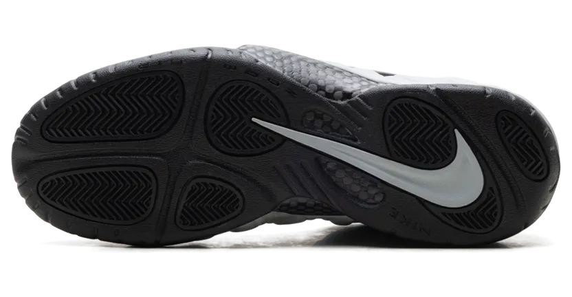 nike-air-foamposite HF0794-001
