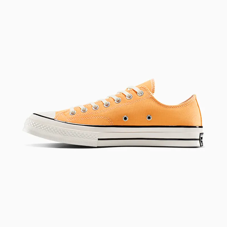 converse-chuck-taylor-all-star A13423C