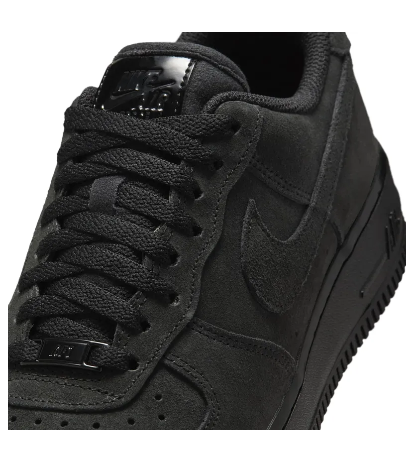 nike-air-force IQ7575-010