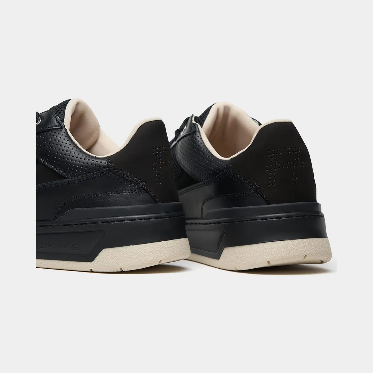 Filling Pieces Cruiser Crumbs Black (6)