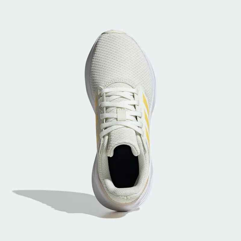 Adidas Galaxy 6 Ivory / Spark / Crystal Sand (IE8153)