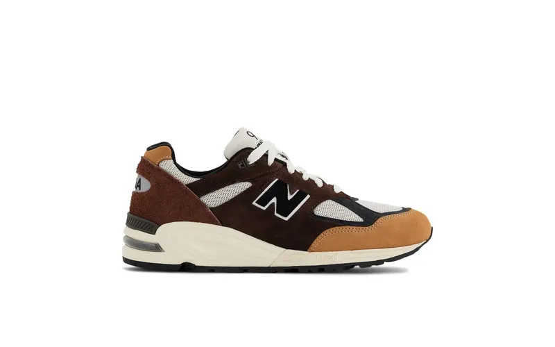 New Balance 990v2 MiUSA Season 2 Brown (M990BB2)