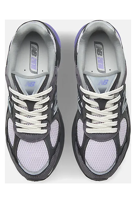 New Balance 2010 “Neptune Grey Violet Crush”: grijs met een twist (3)