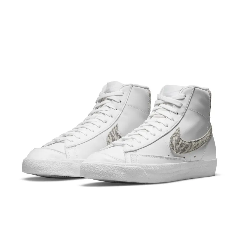 Nike Blazer Mid ’77 SE White (DH9633-101)