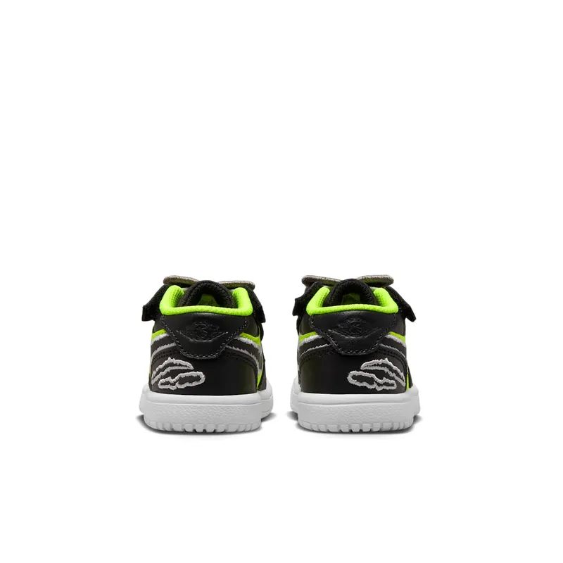 Jordan 1 Low Alt SE Black Cat Volt (DX6668-701)