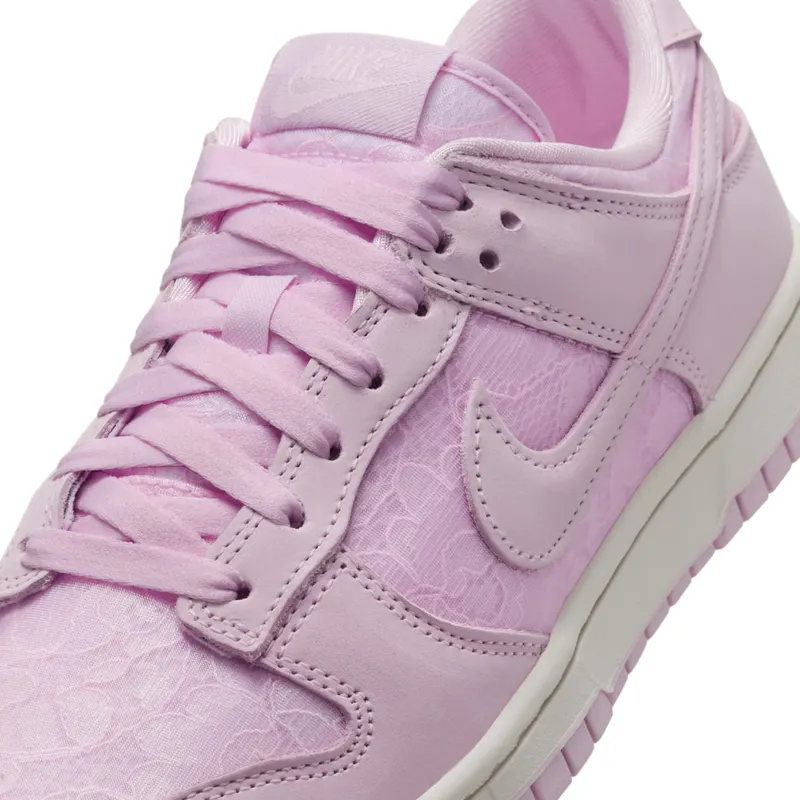 Nike Dunk Low “Regal Pink” (HJ5870-600)
